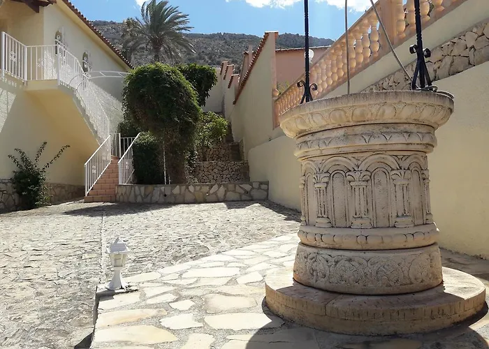 Maryvilla 57 Villa Calp